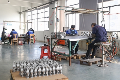 生產(chǎn)設(shè)備